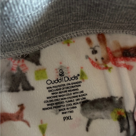 Cuddl Duds Festive Dog Print Pajama Set - Picture 6 of 6